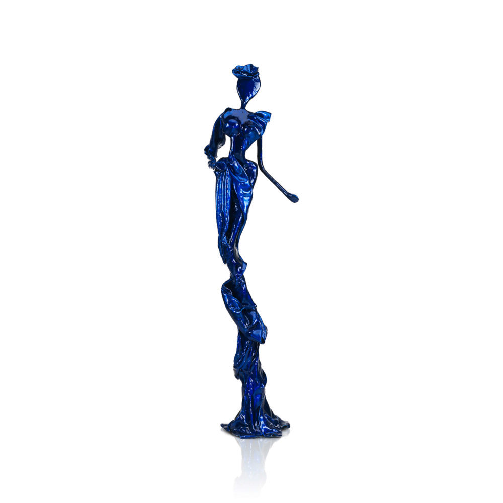 Frauenskulptur in Blau aus Stahl, Fiberglas und Epoxydharz_Interior Design | Nonos, Franziska und Mercedes Welte