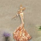 Mercedes und Franziska Welte_goldenes Kleid aus Karbon und Harz_carbon couture | Nonos