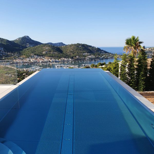 Pool_Kunde_Mallorca_Villa_NONOS