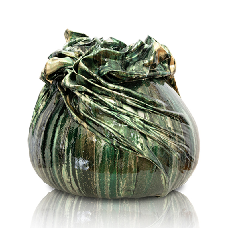Vase gold green