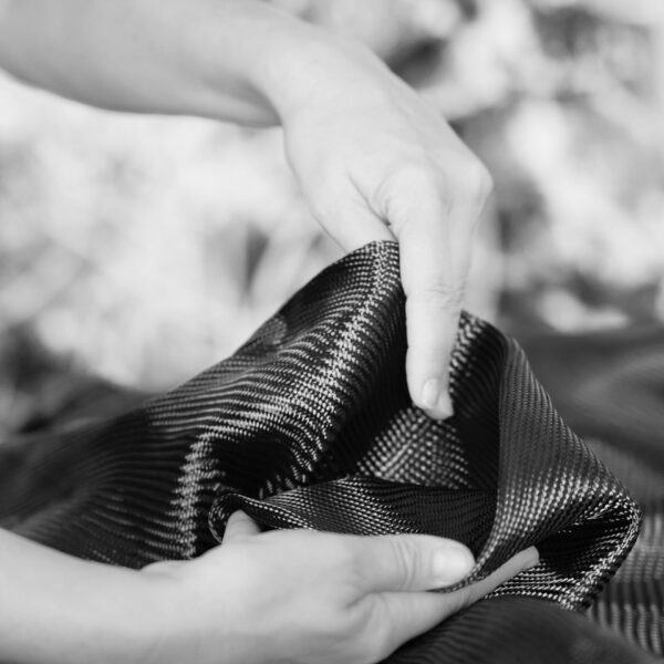 Künstlerinnen Mercedes und Franziska Welte NONOS NONOS Künstlerinnen zeitgenössische Skulptur Atelier Künstlerinnen NONOS bei der Arbeit im Atelier